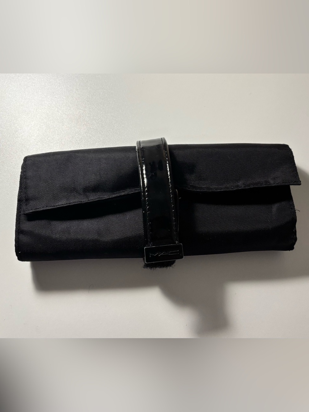MAC Small Brush Roll